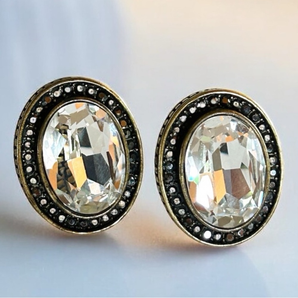 Heidi Daus “Dazzling Delight” Vintage Faceted Oval Crystal Post Earrings – 1”